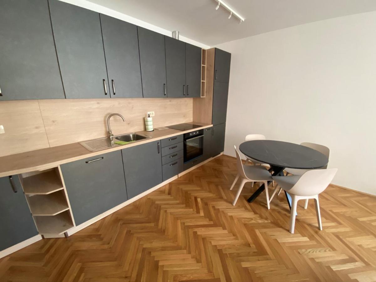 Apartments Tito & Robin Koper Ngoại thất bức ảnh