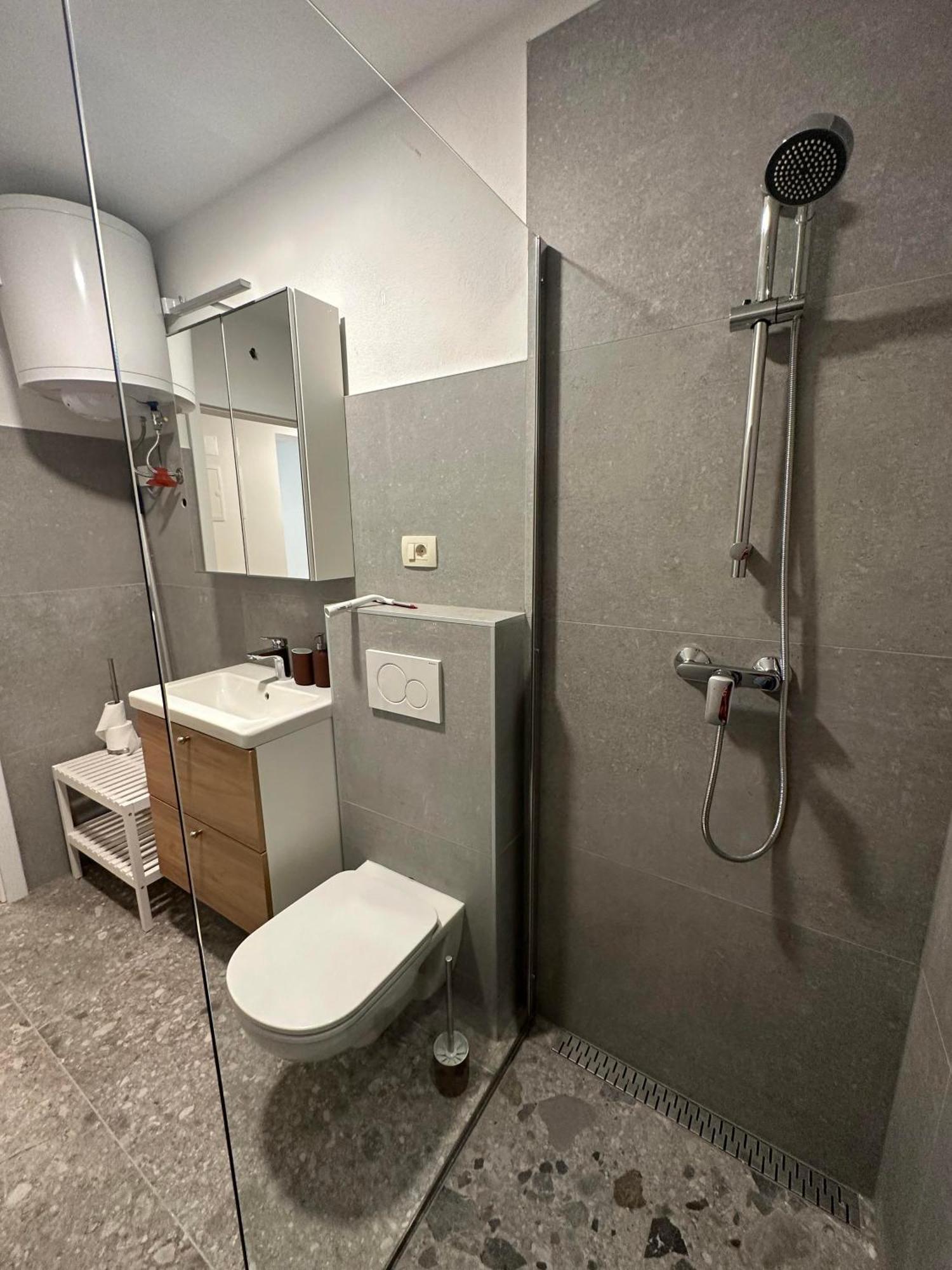 Apartments Tito & Robin Koper Ngoại thất bức ảnh