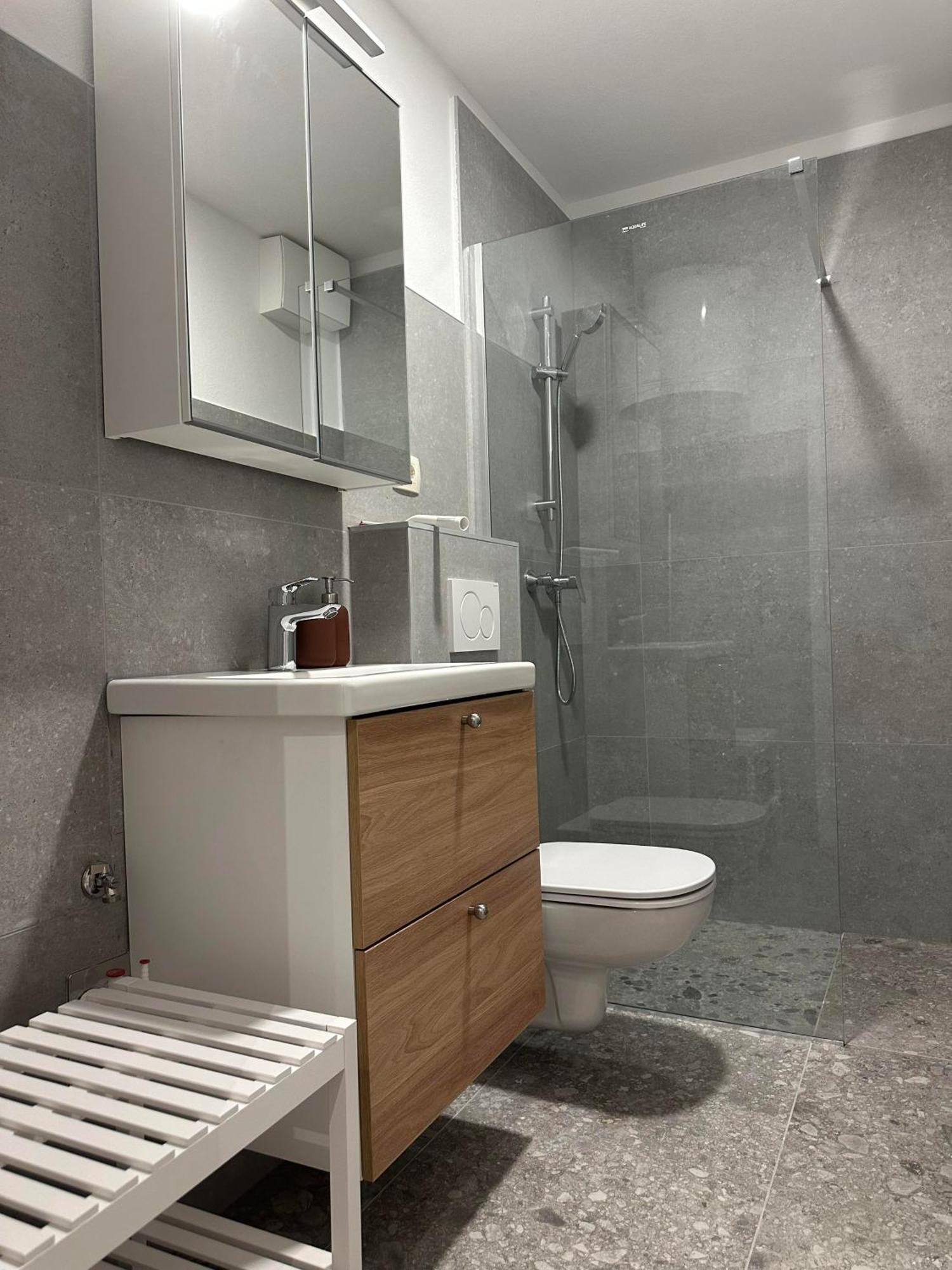 Apartments Tito & Robin Koper Ngoại thất bức ảnh
