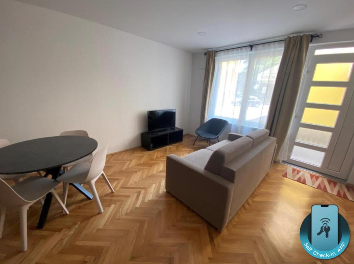 Apartments Tito & Robin Koper Ngoại thất bức ảnh